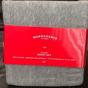 Flannel sheet set